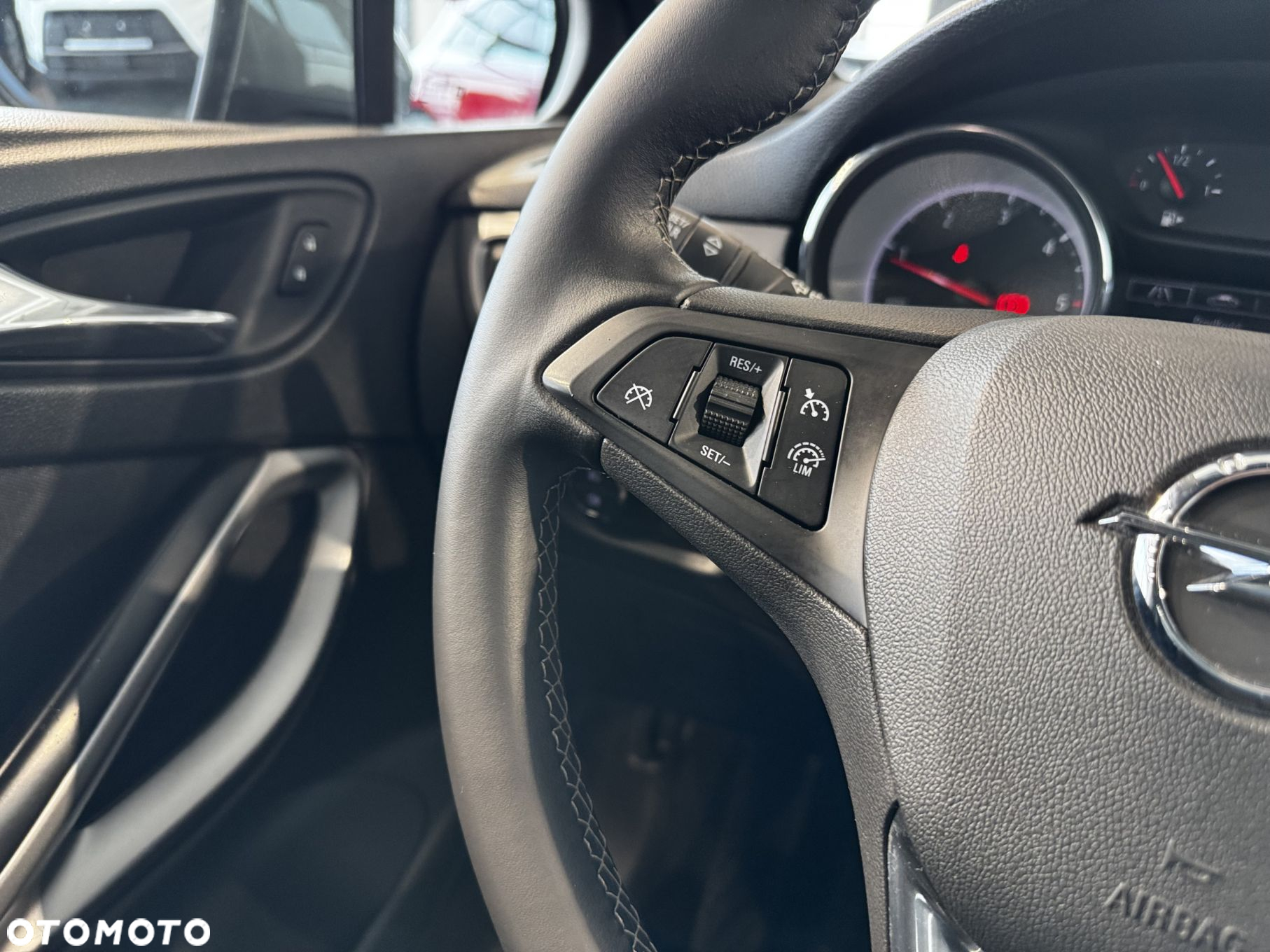 Opel Astra - 19