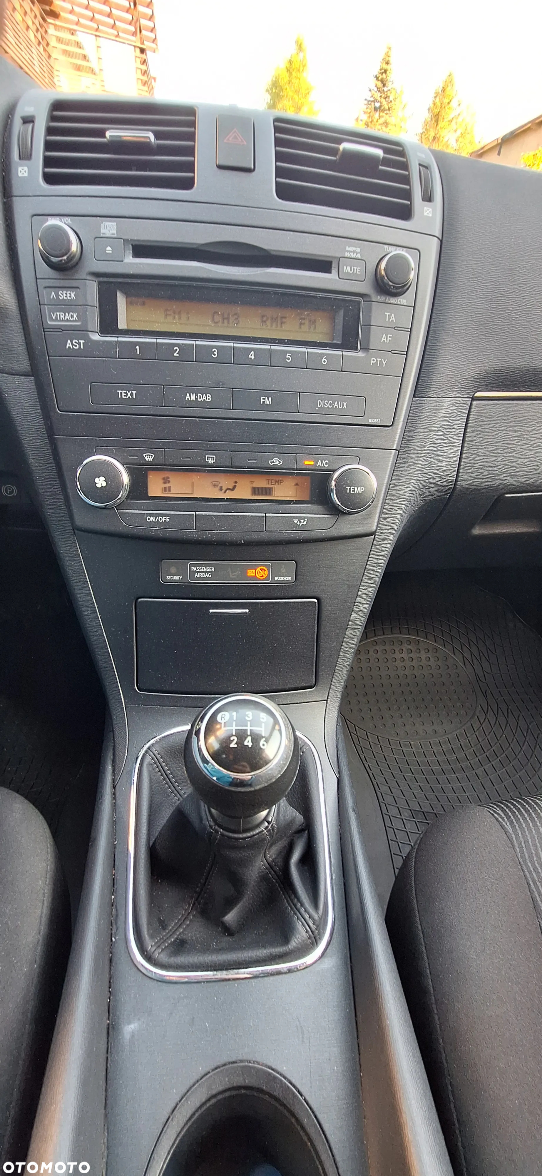 Toyota Avensis 2.0 D-4D Luna - 14
