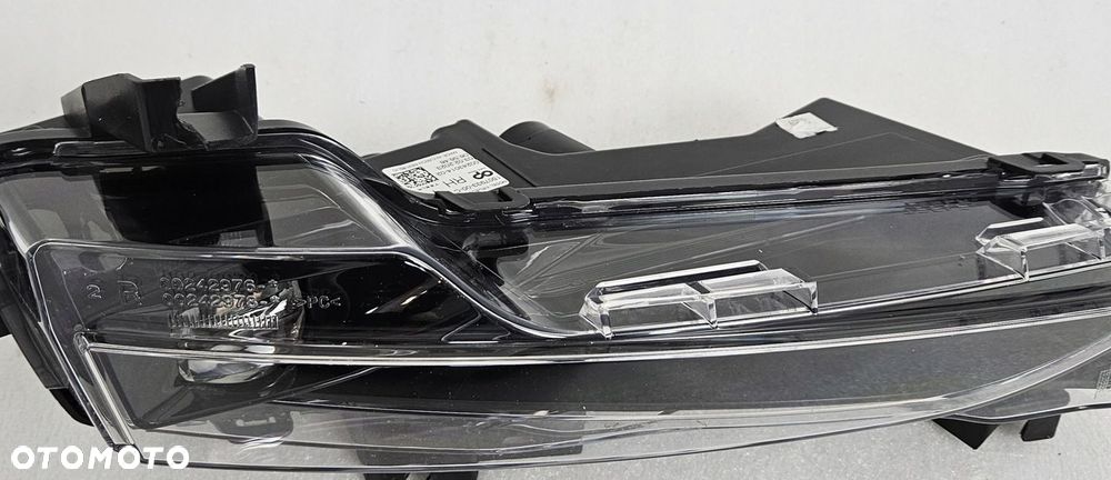 HALOGEN DRL LED HIGH PRAWY TESLA MODEL Y 2020- - 6