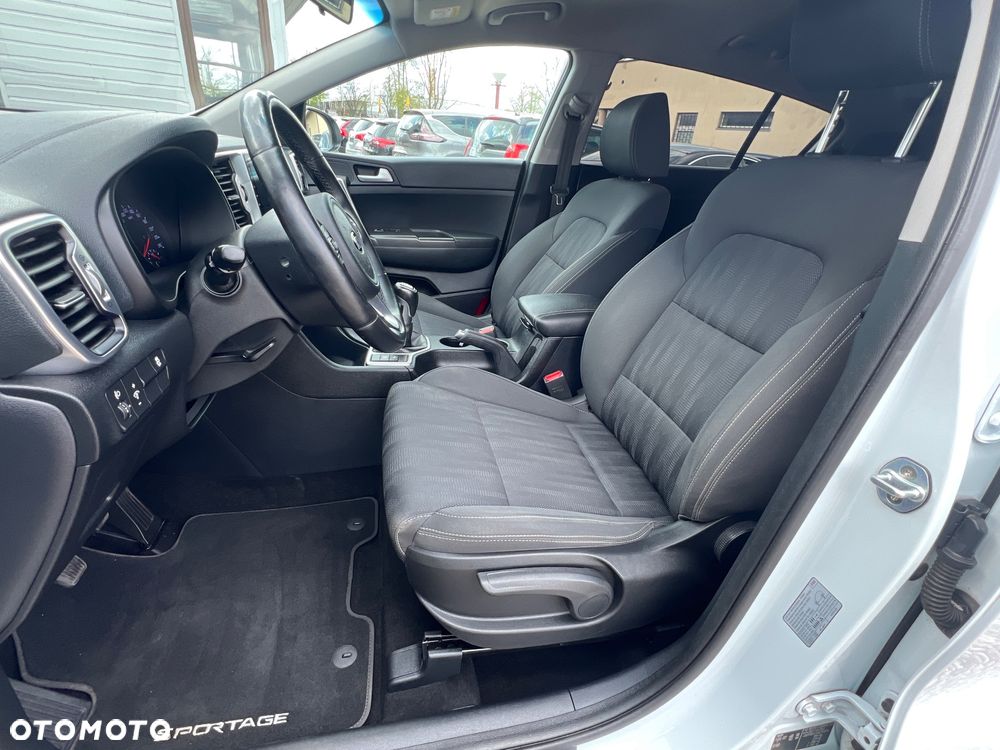 Kia Sportage 1.6 GDI 2WD DREAM-TEAM EDITION - 16