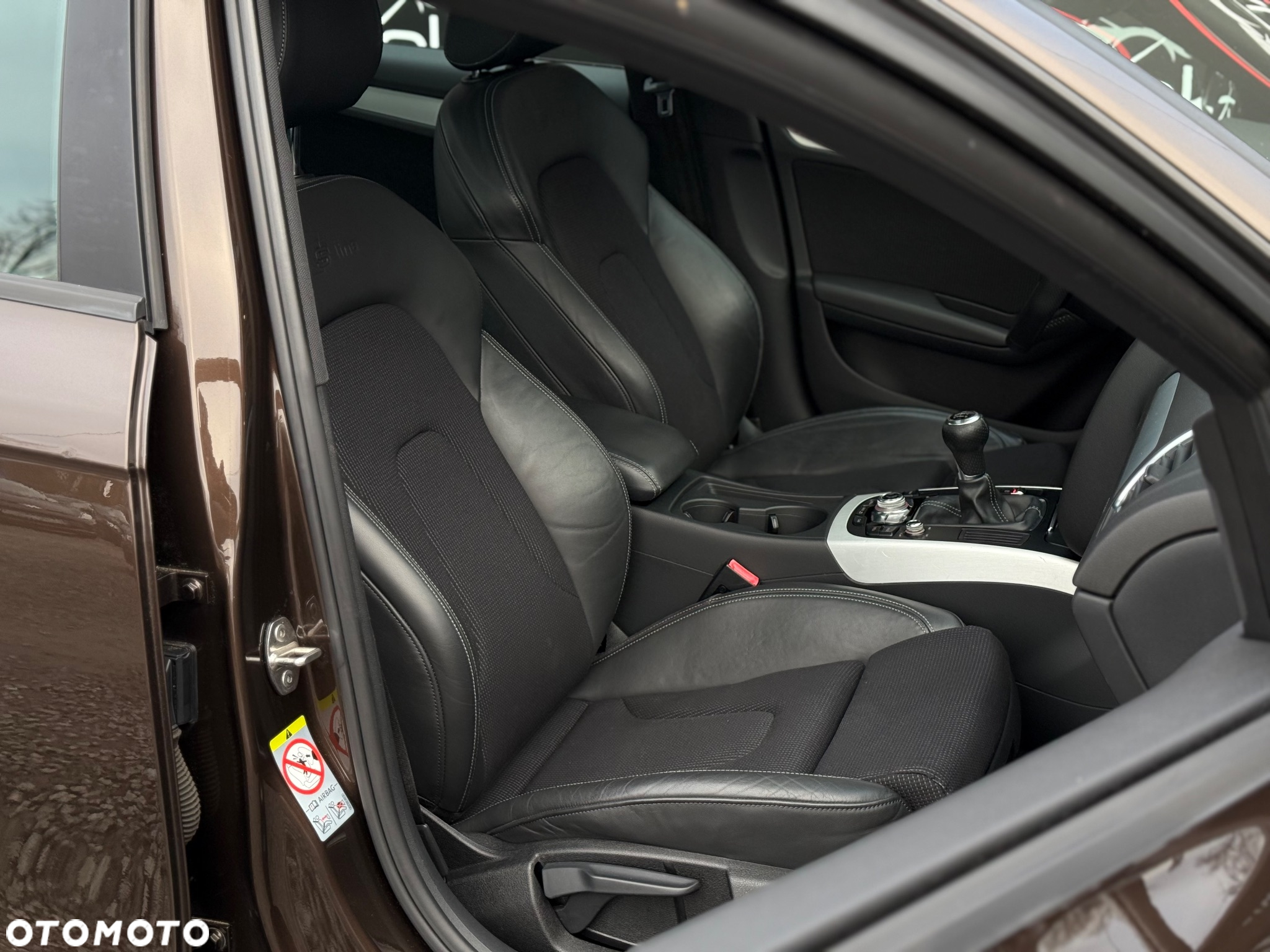Audi A4 2.0 TDI DPF S line Sportpaket - 35