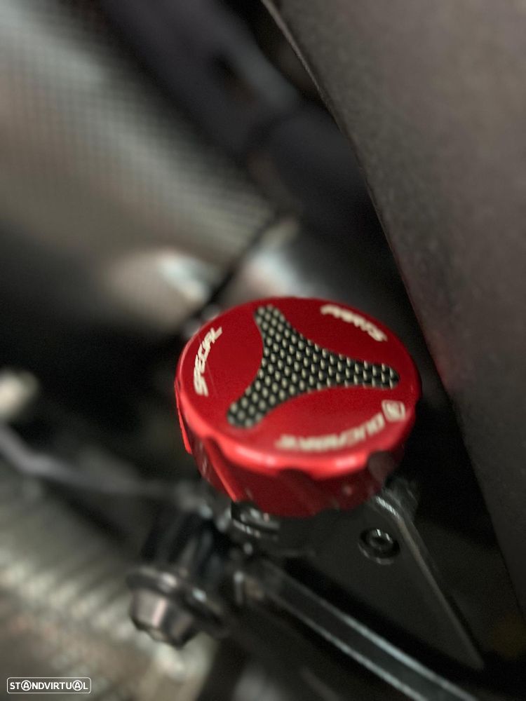 Ducati Diavel Carbon - 25