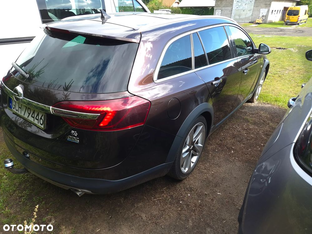 Opel Insignia 2.0 T Cosmo 4x4 S&S - 4