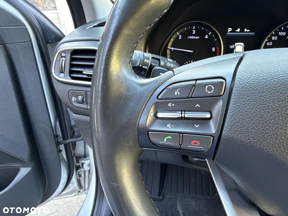 Hyundai i30 1.6 D Style DCT - 21