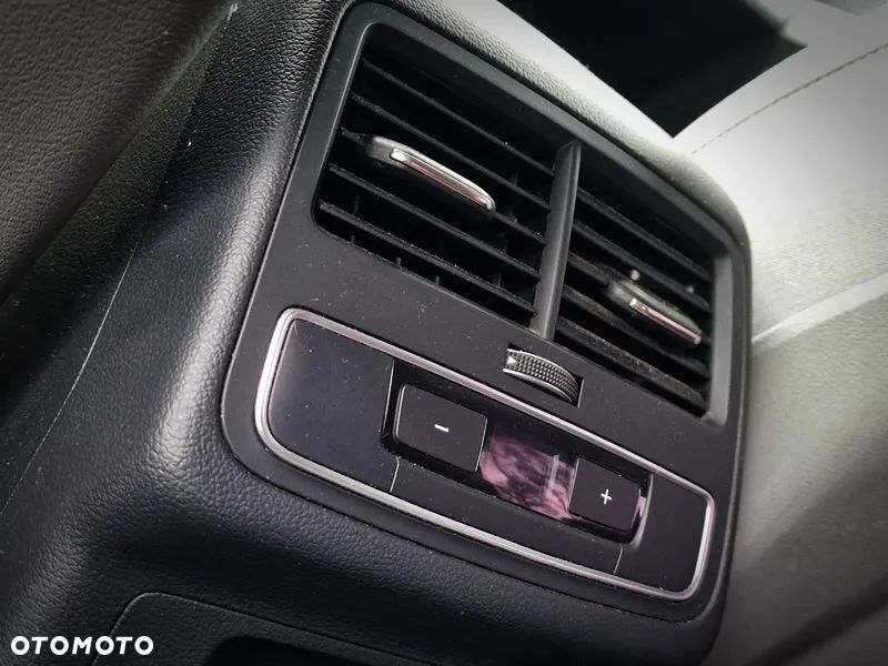 Audi A4 Limousine 2.0 TDI S tronic design - 22