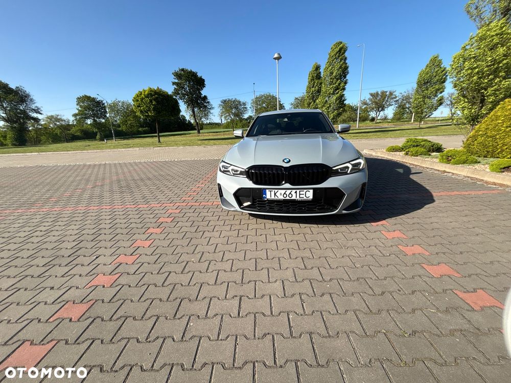 BMW Seria 3 320i xDrive M Sport - 9