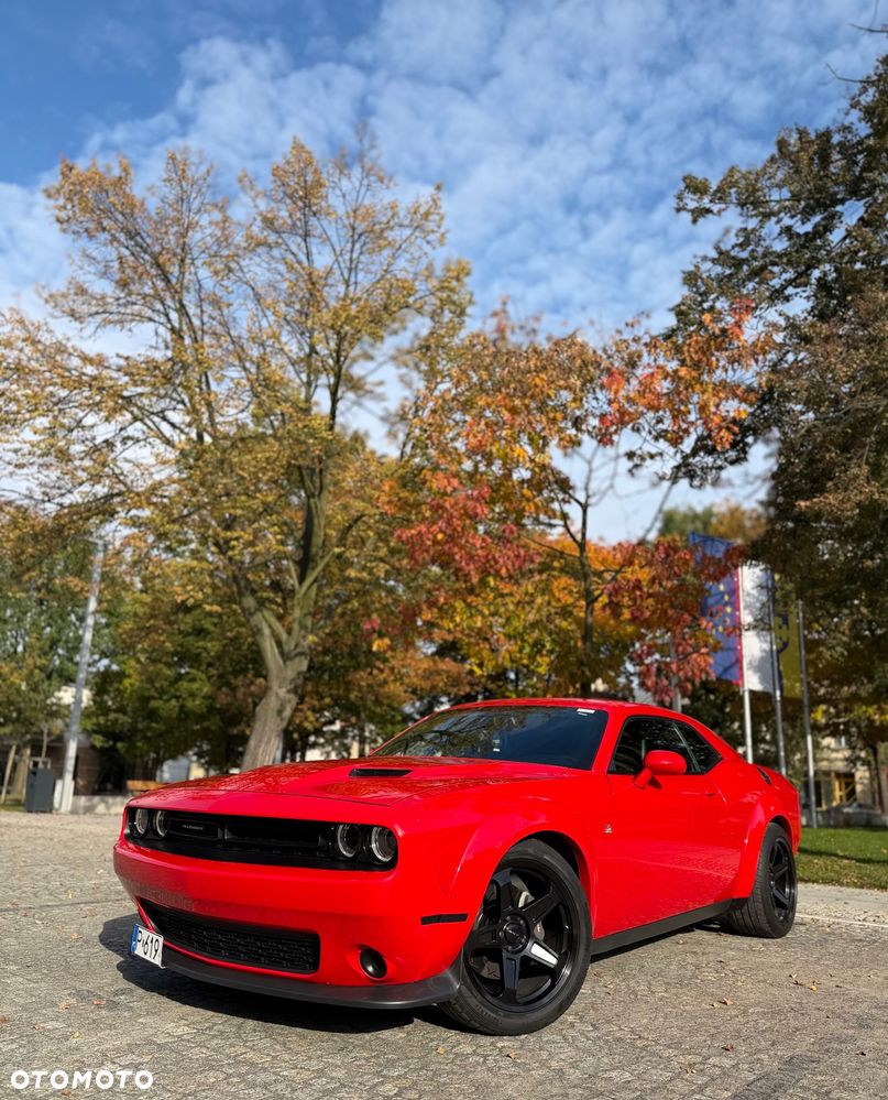 Dodge Challenger