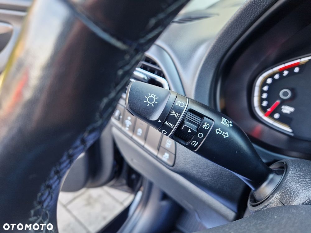 Hyundai i30 1.5 Intro - 33