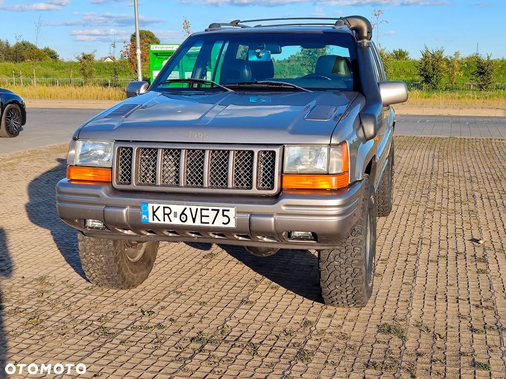 Jeep Grand Cherokee 5.9 Limited - 3