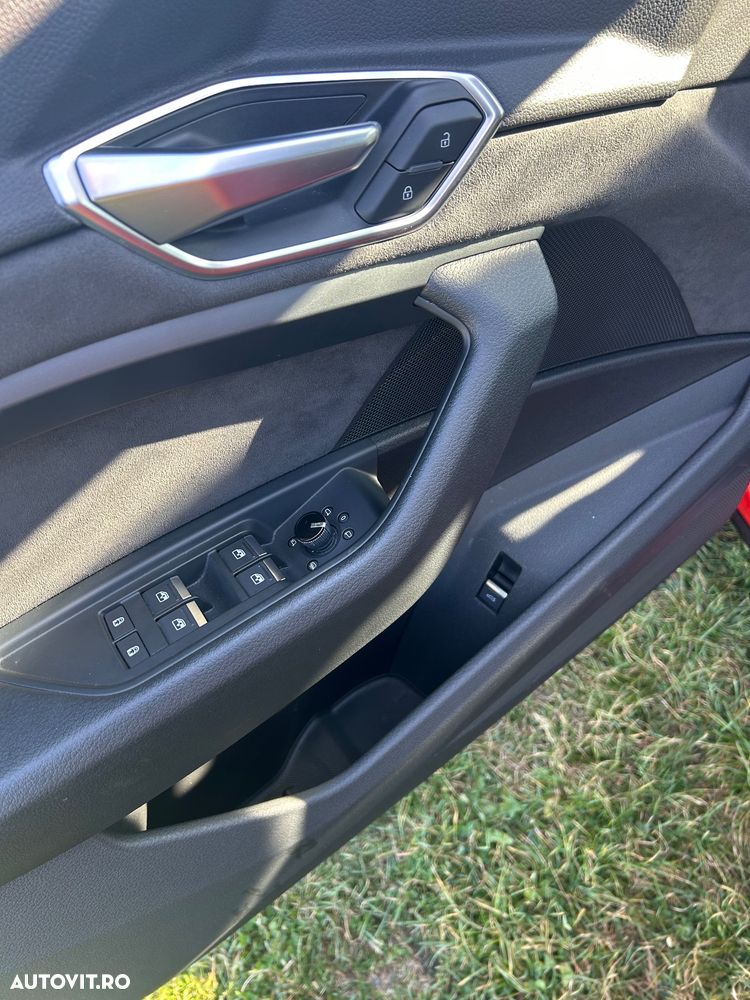 Audi e-tron 55 quattro - 10