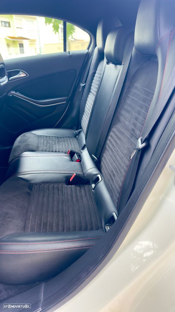 Mercedes-Benz A 180 CDI (BlueEFFICIENCY) AMG Sport - 16