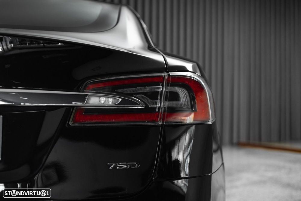 Tesla Model S 75D - 10