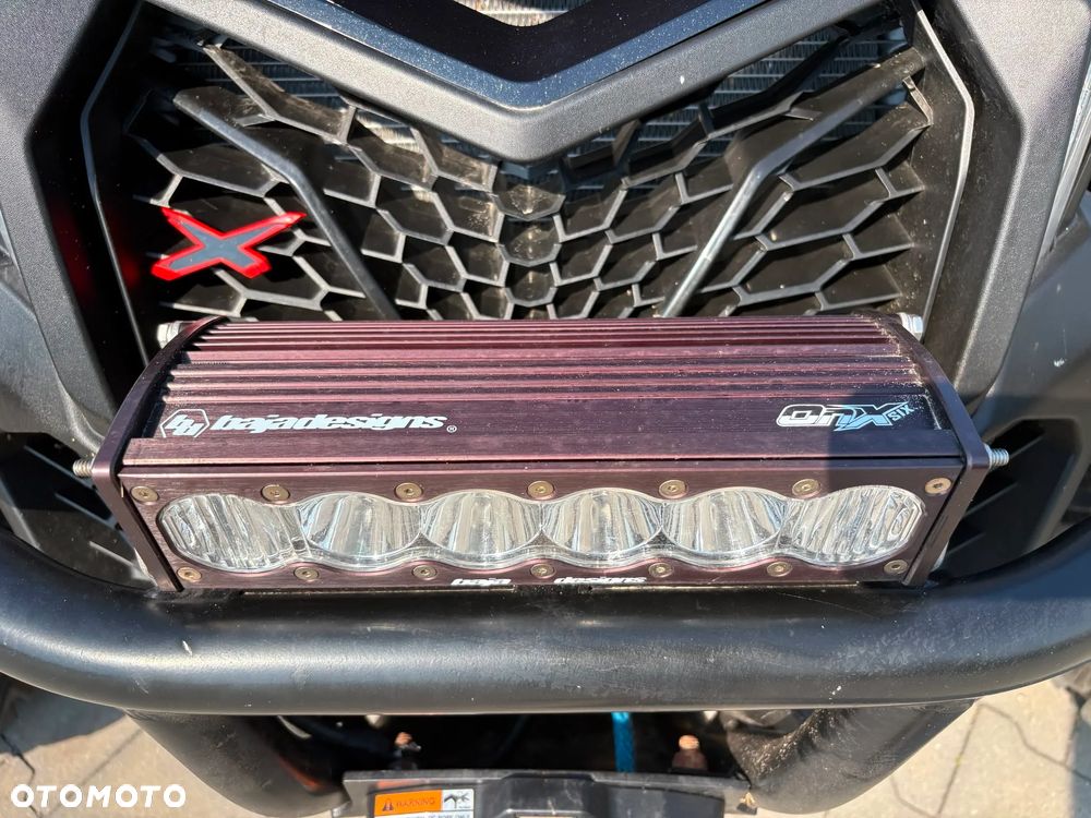 Can-Am Maverick - 19