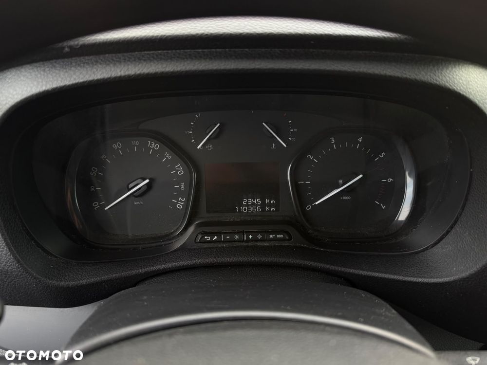 Peugeot Expert - 17