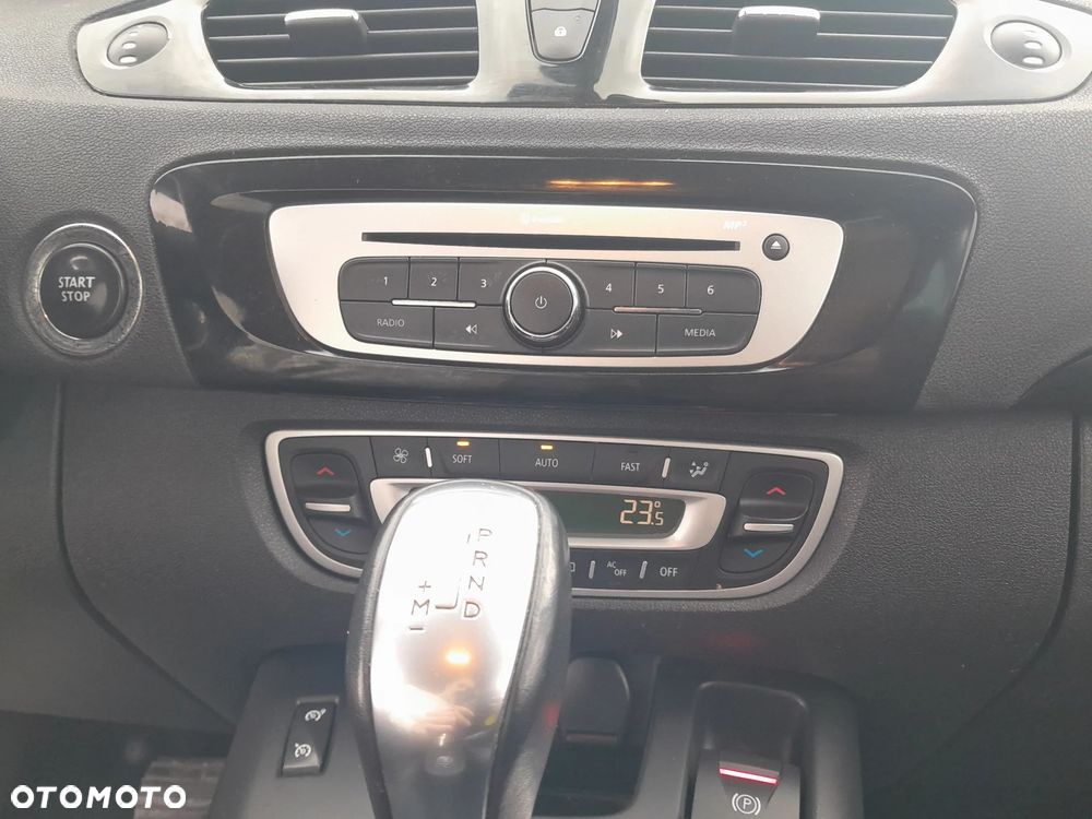 Renault Grand Scenic dCi 110 EDC Bose Edition - 26