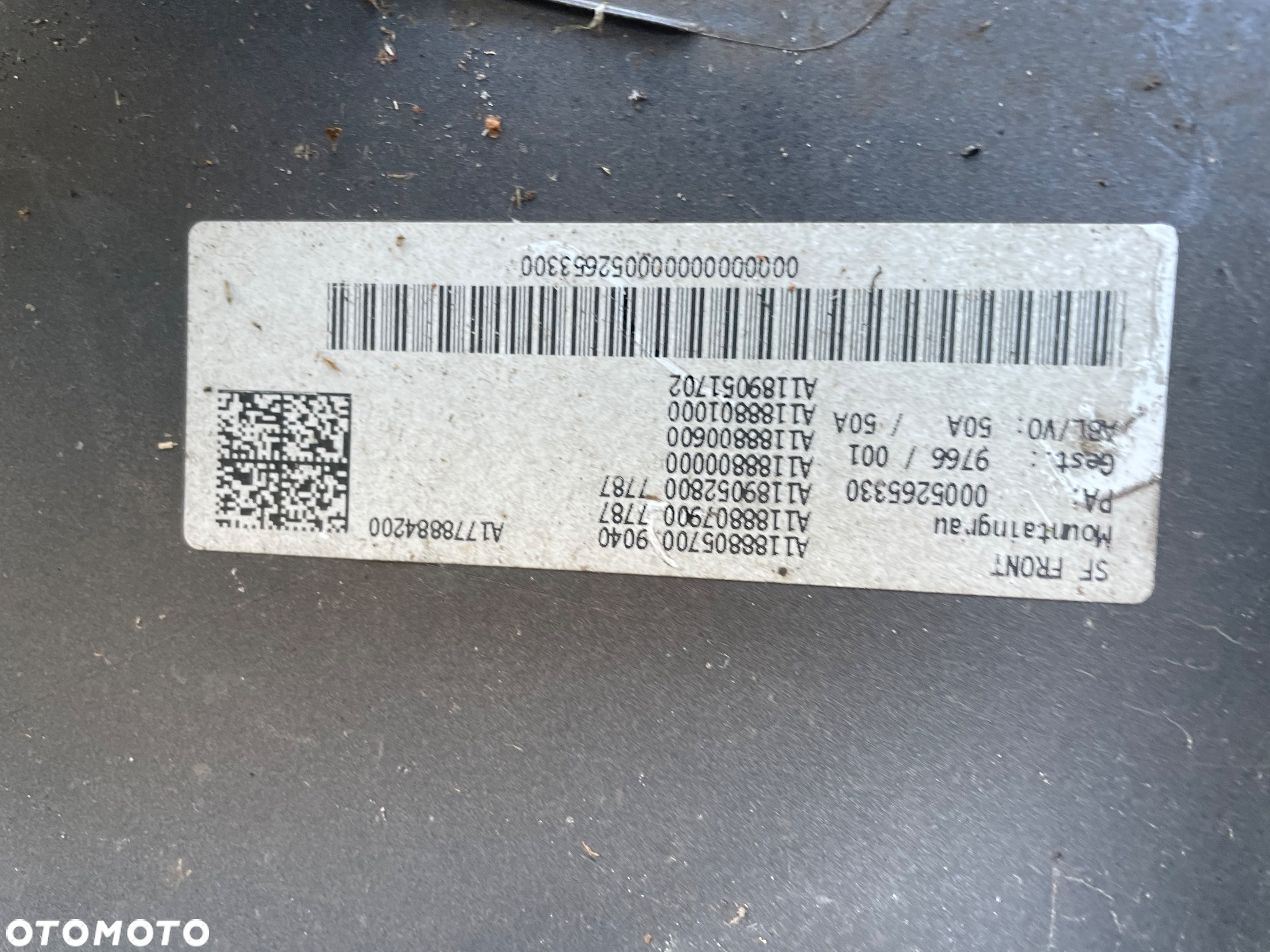 ZDERZAK  GRILL MERCEDES CLA W118  KRATKI 18- - 17