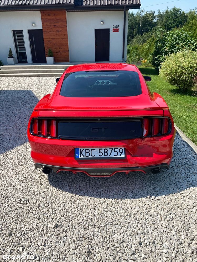 Ford Mustang 5.0 V8 GT - 24