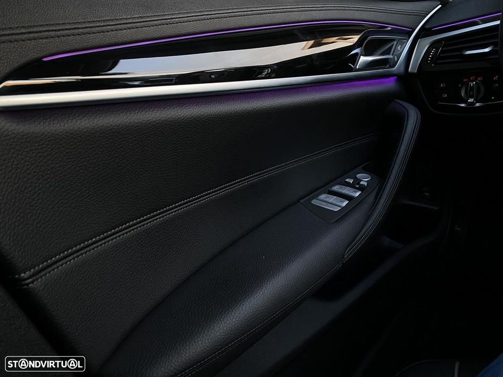 BMW 520 d Line Luxury Auto - 41