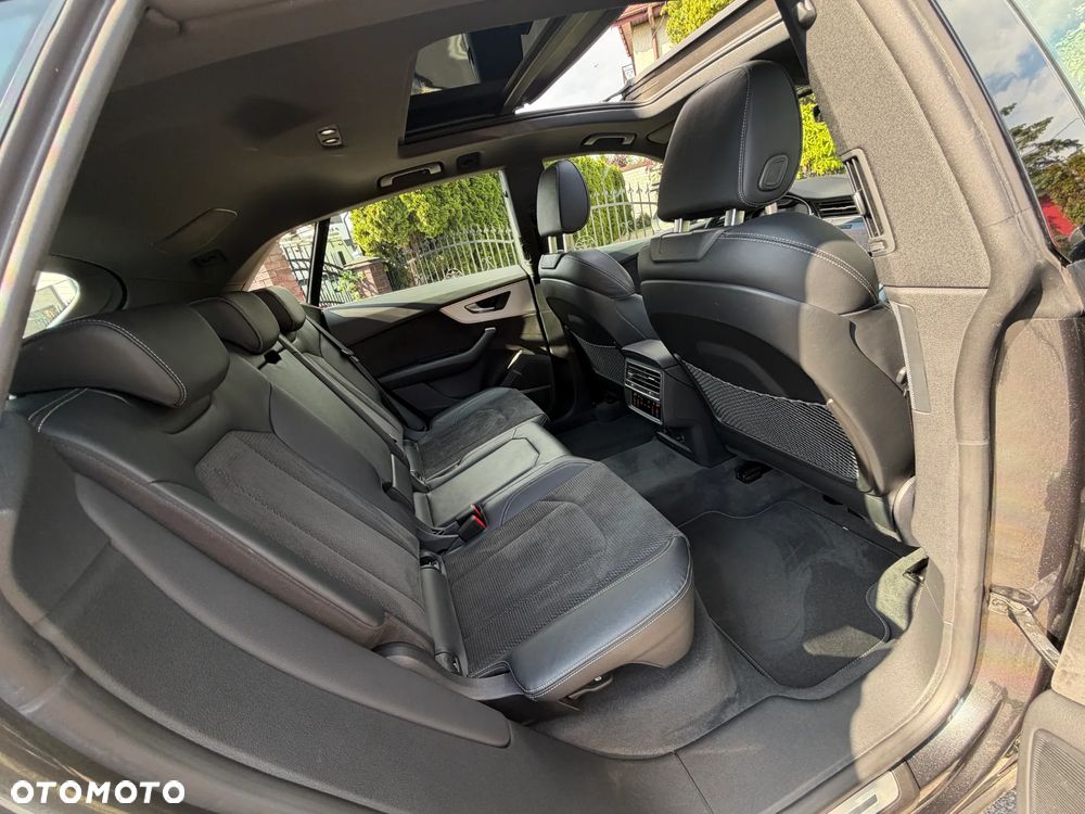 Audi Q8 55 TFSI mHEV Quattro Tiptronic - 35