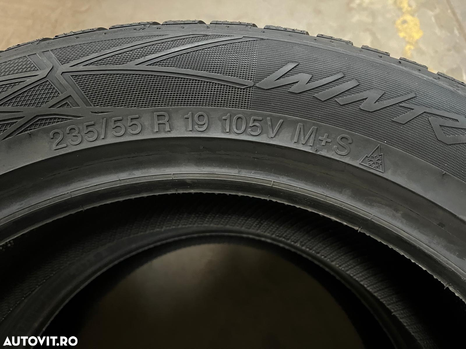 Vând 4 anvelope 235/55/19 vredestein de iarnă noi - 4