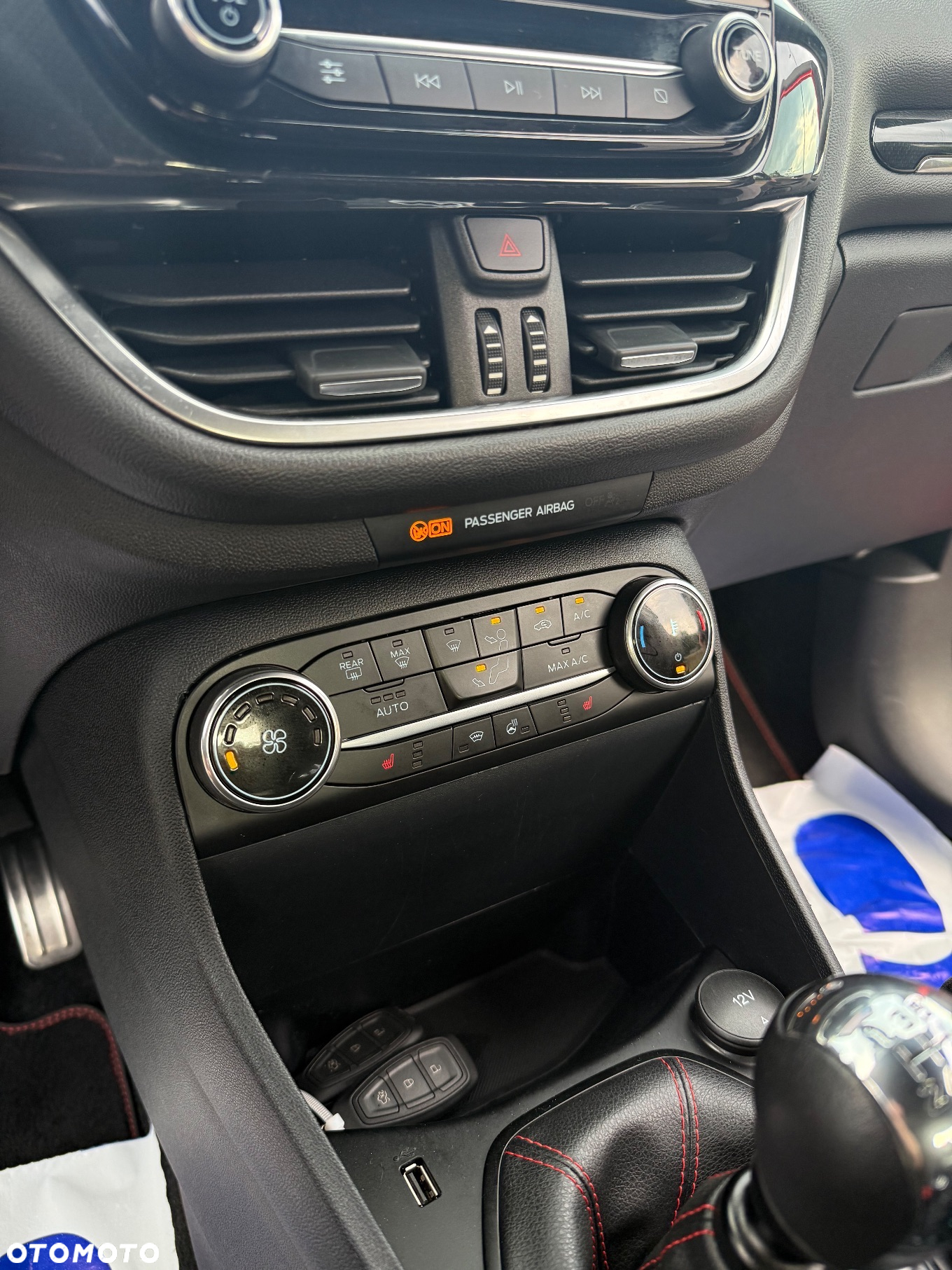 Ford Fiesta 1.0 EcoBoost S&S ST-LINE - 15