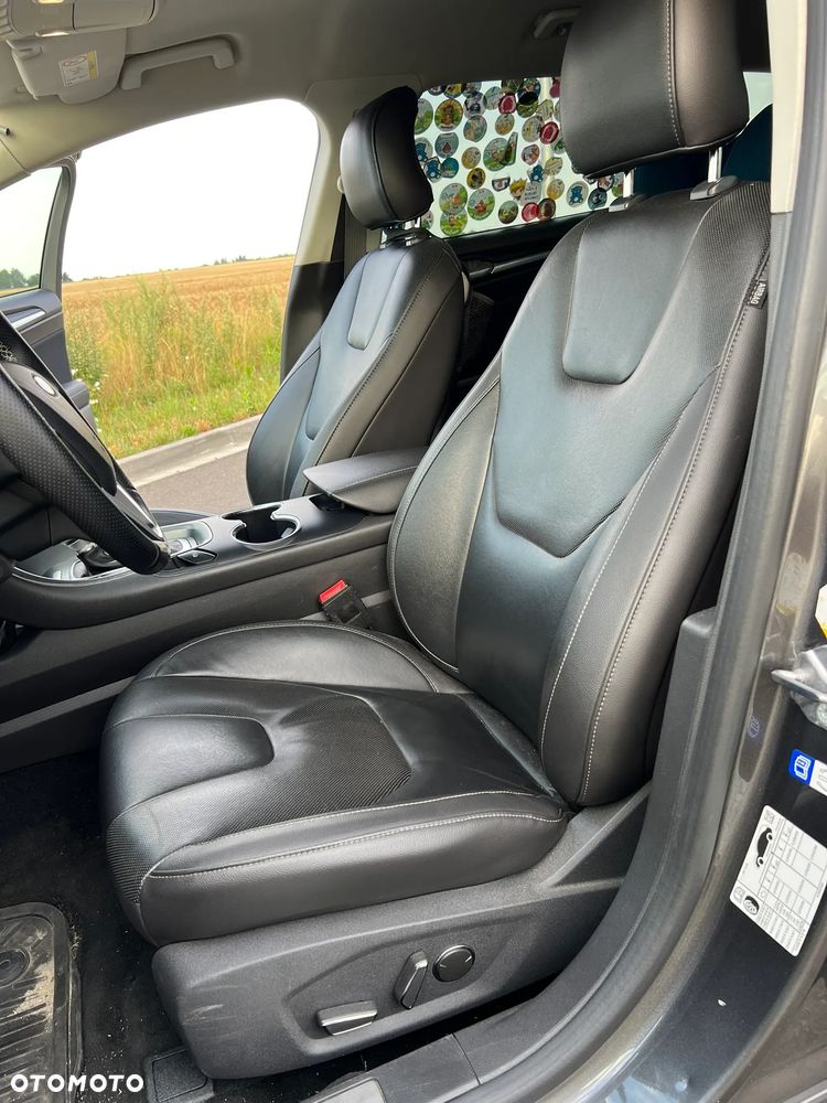 Ford Mondeo 2.0 TDCi Titanium PowerShift - 29