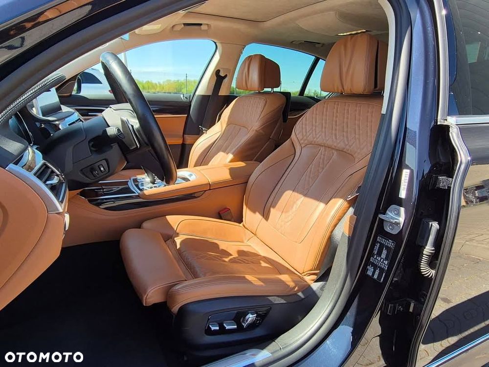 BMW Seria 7 730d - 8