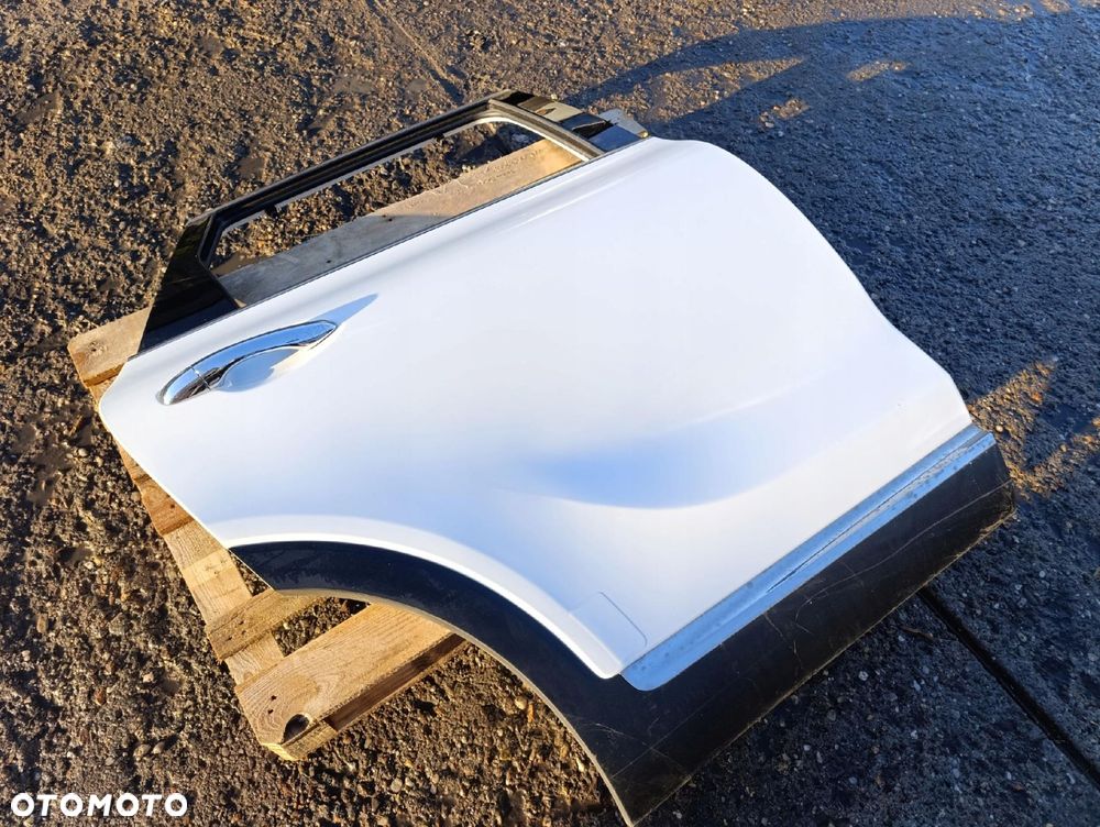 KIA SORENTO III PRAWE TYLNE DRZWI - 4