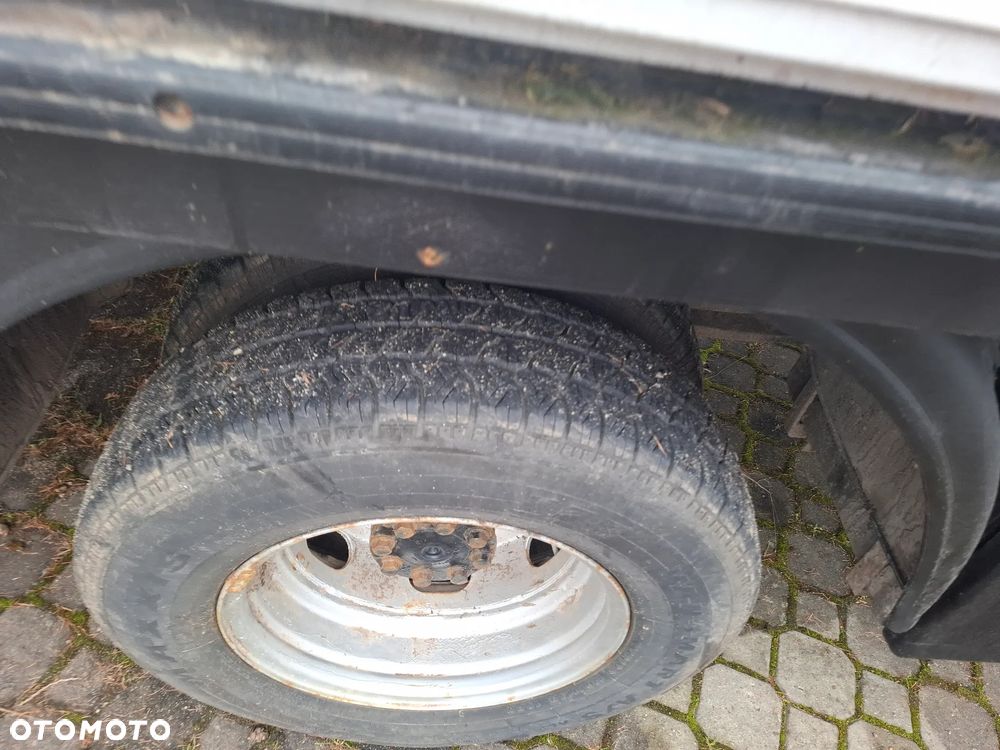 Mercedes-Benz Vario - 22