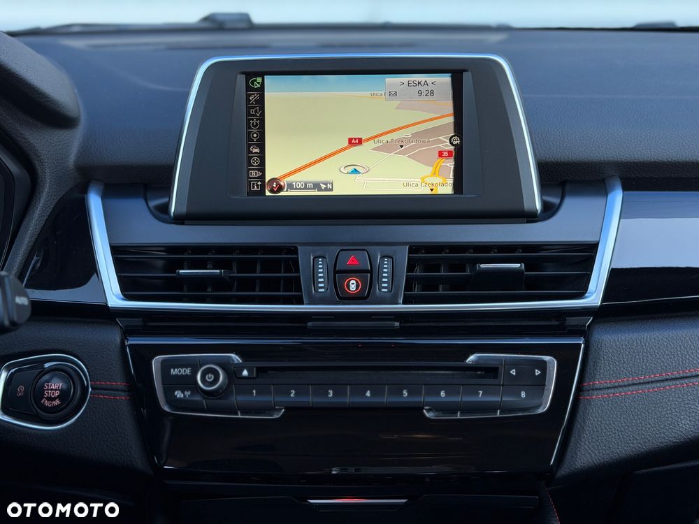BMW Seria 2 218d Sport Line - 26