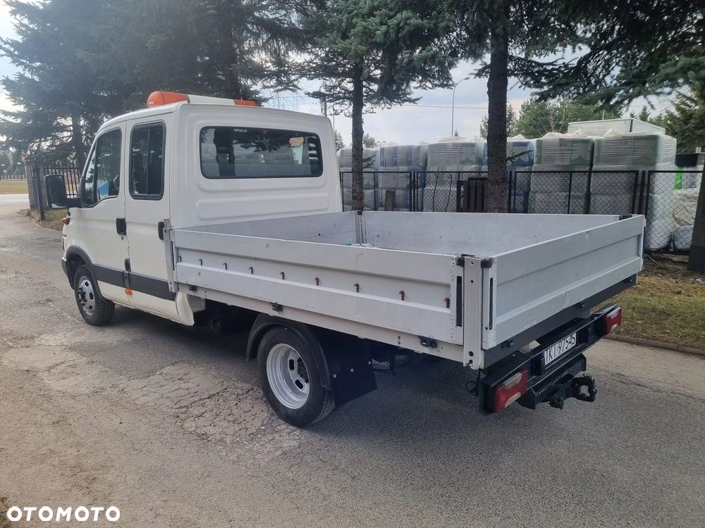 Iveco Daily Stan Bardzo dobry bliżniak Doka 7 osobowa - 2