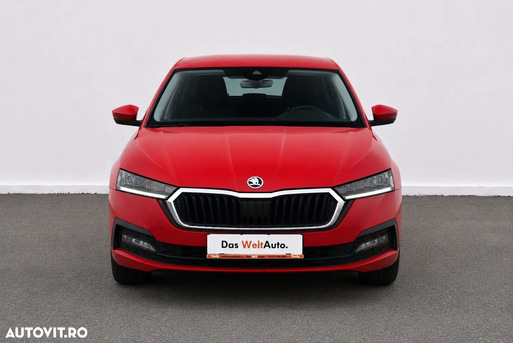 Skoda Octavia 2.0 TDI DSG Ambition - 3