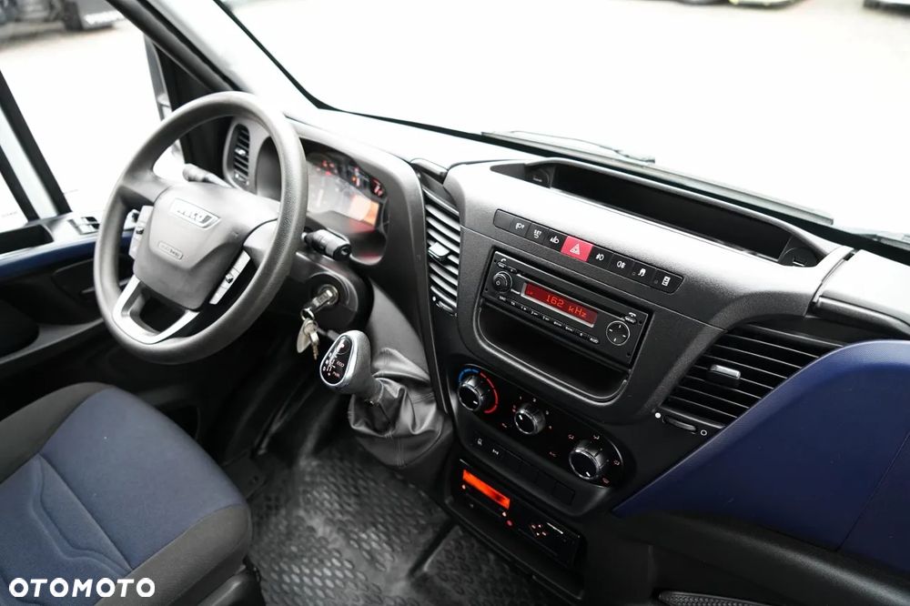 Iveco DAILY 70-180 / WYWROTKA TYLNOZSYPOWA / BLIŹNIAK / HI-MATIC / BLOKADA MOSTU - 29