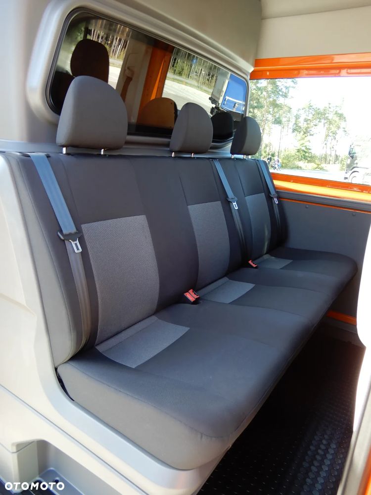 Volkswagen Crafter 4Motion 4X4 2.0 TDI 177 KM Automat 8-Mio Biegowy MIXTO Doka Brygadowy Dubel 6-Cio Osobowy+952 Kg Ładowność HAK 3000 Kg Blaszak Furgon L4H2 Rozstaw Osi 4490 mm GWARANCJA FABRYCZNA Stan Auta Jak NOWY OKAZJA - 23