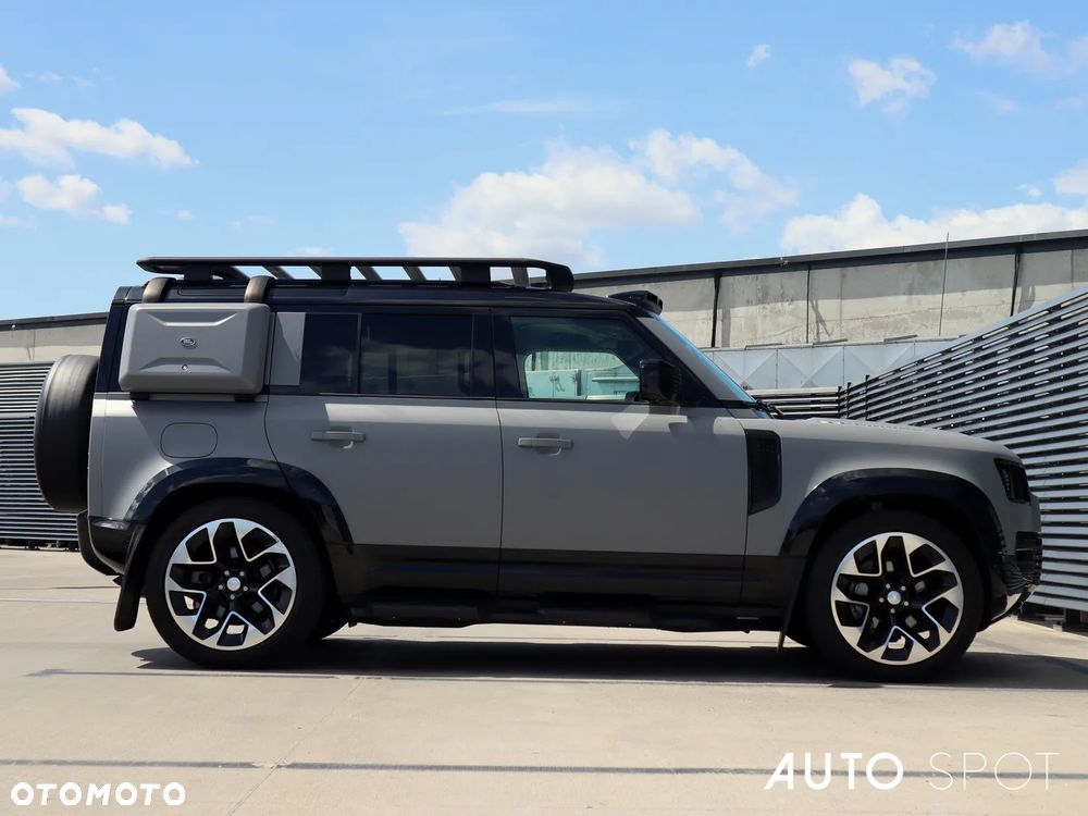 Land Rover Defender 110 P400 First Edition - 12