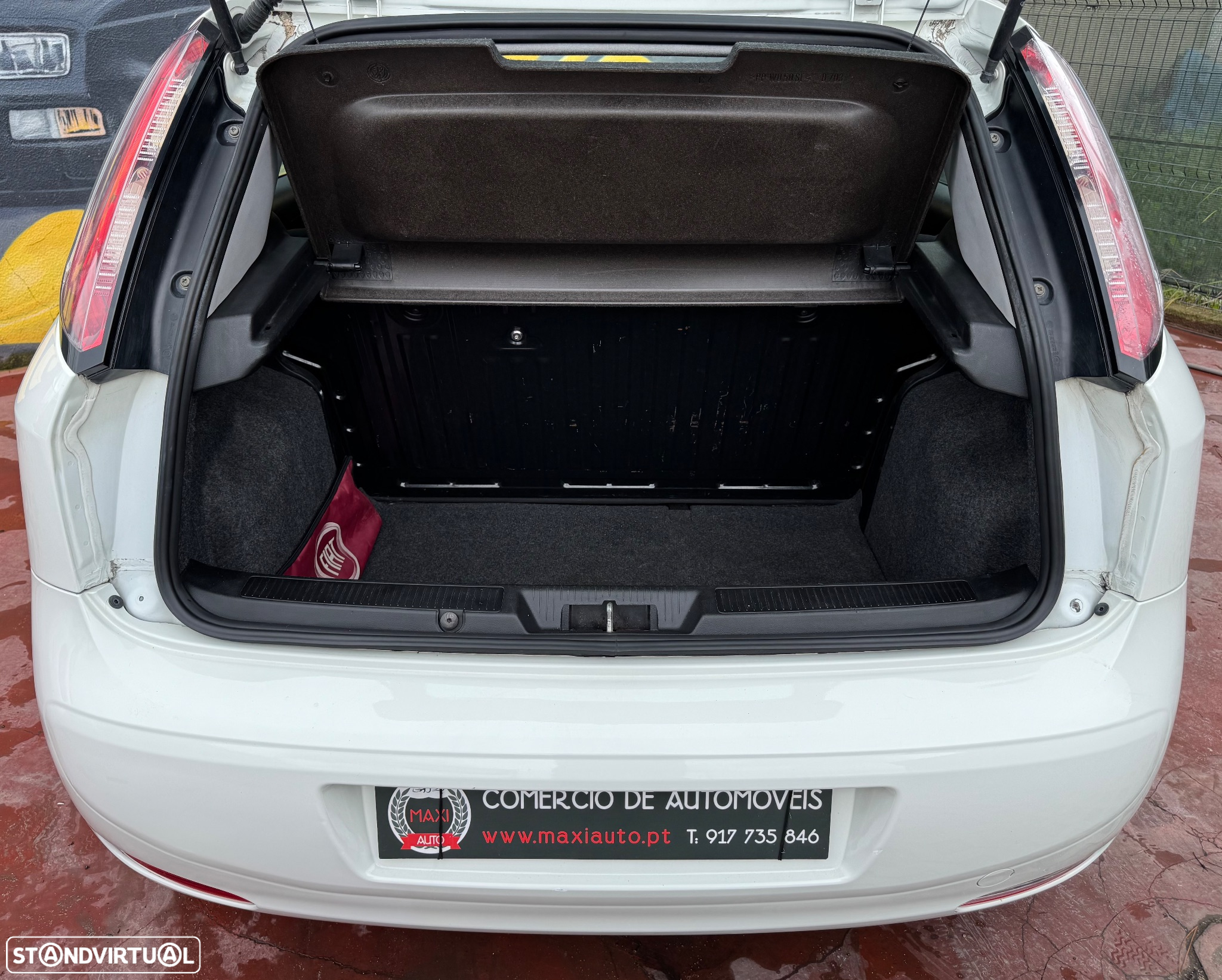 Fiat Punto 1.3 M-Jet Easy S&S - 8