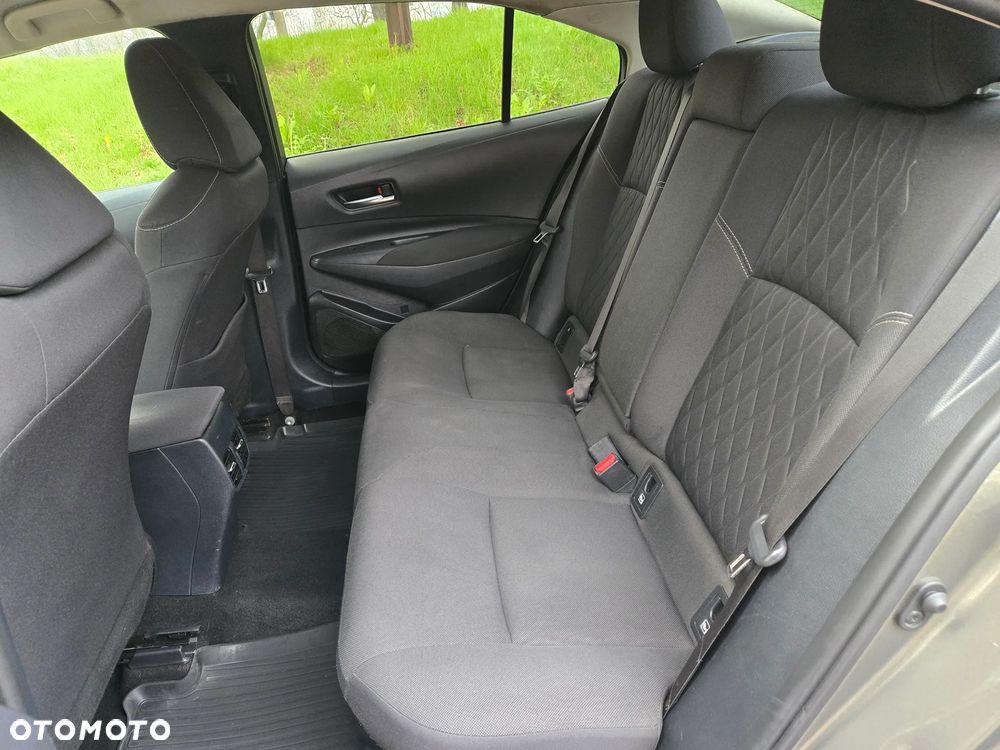 Toyota Corolla 1.8 Hybrid GPF Executive - 21