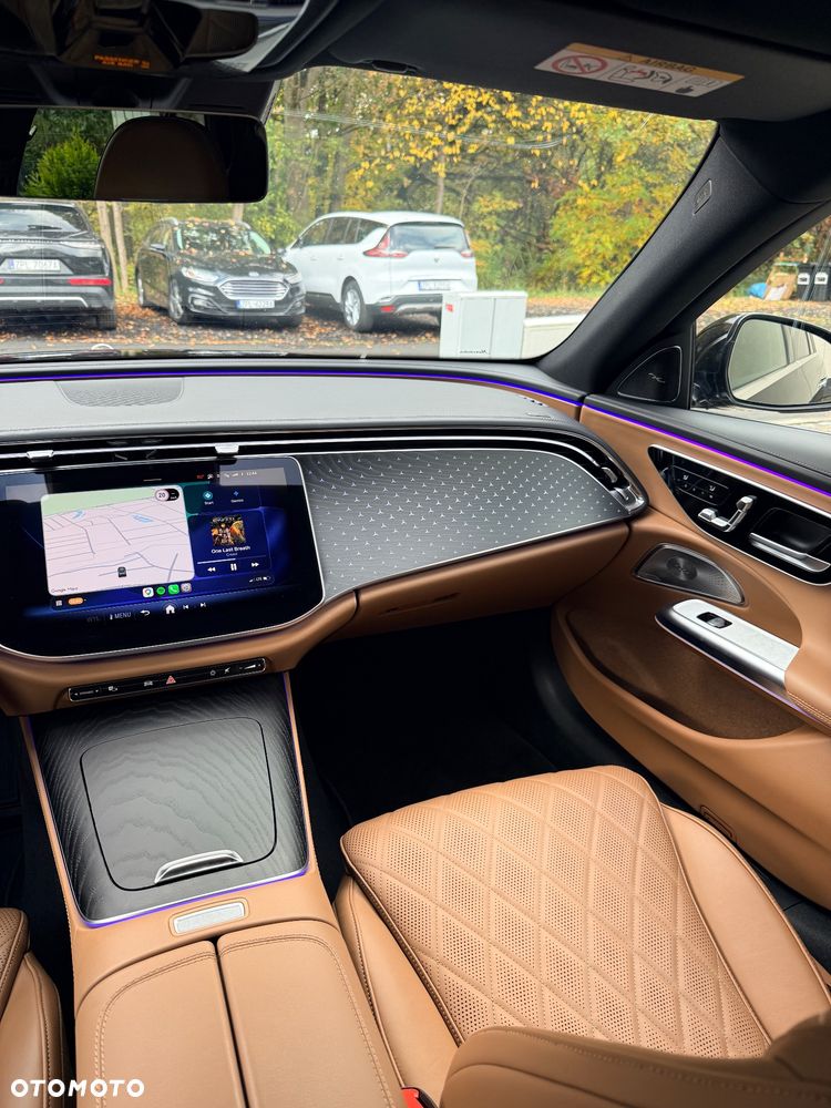 Mercedes-Benz Klasa E 220 d mHEV Exclusive 9G-Tronic - 25
