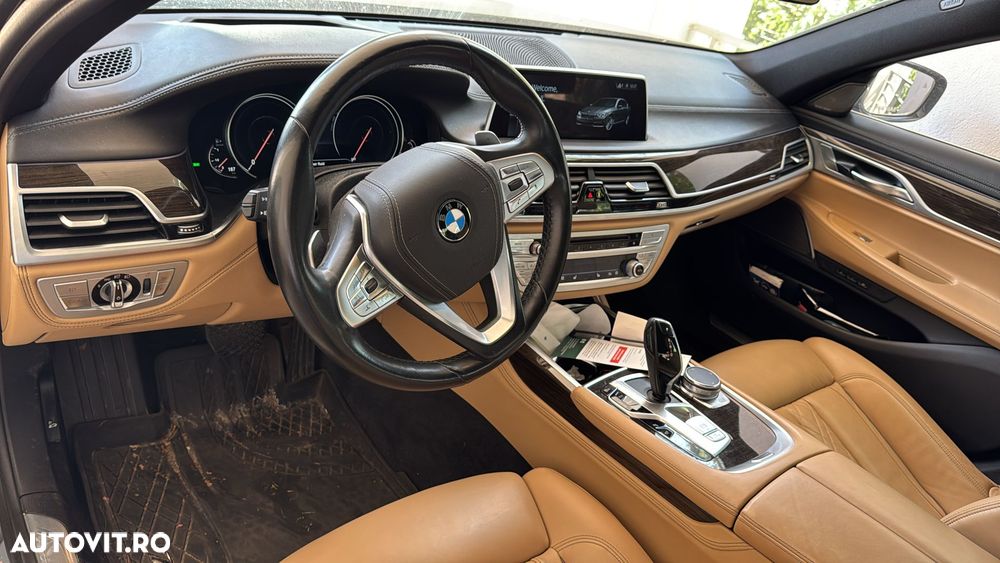 BMW Seria 7 740d xDrive - 8