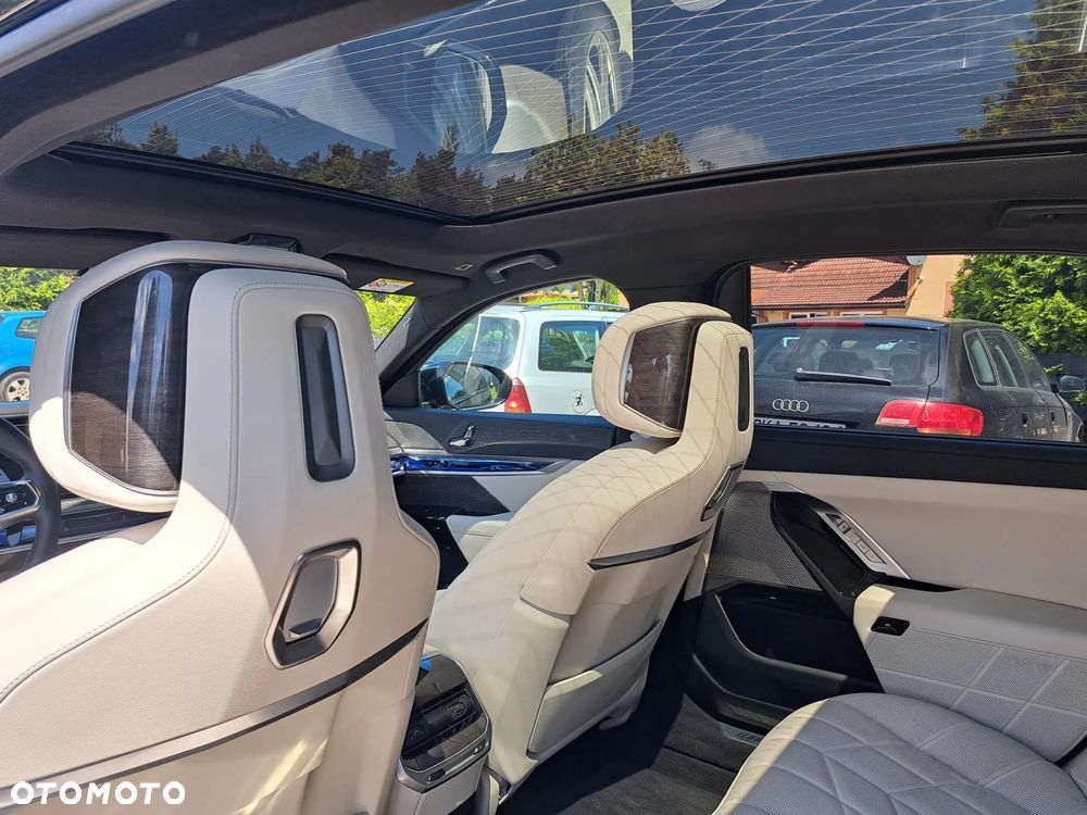 BMW Seria 7 - 14