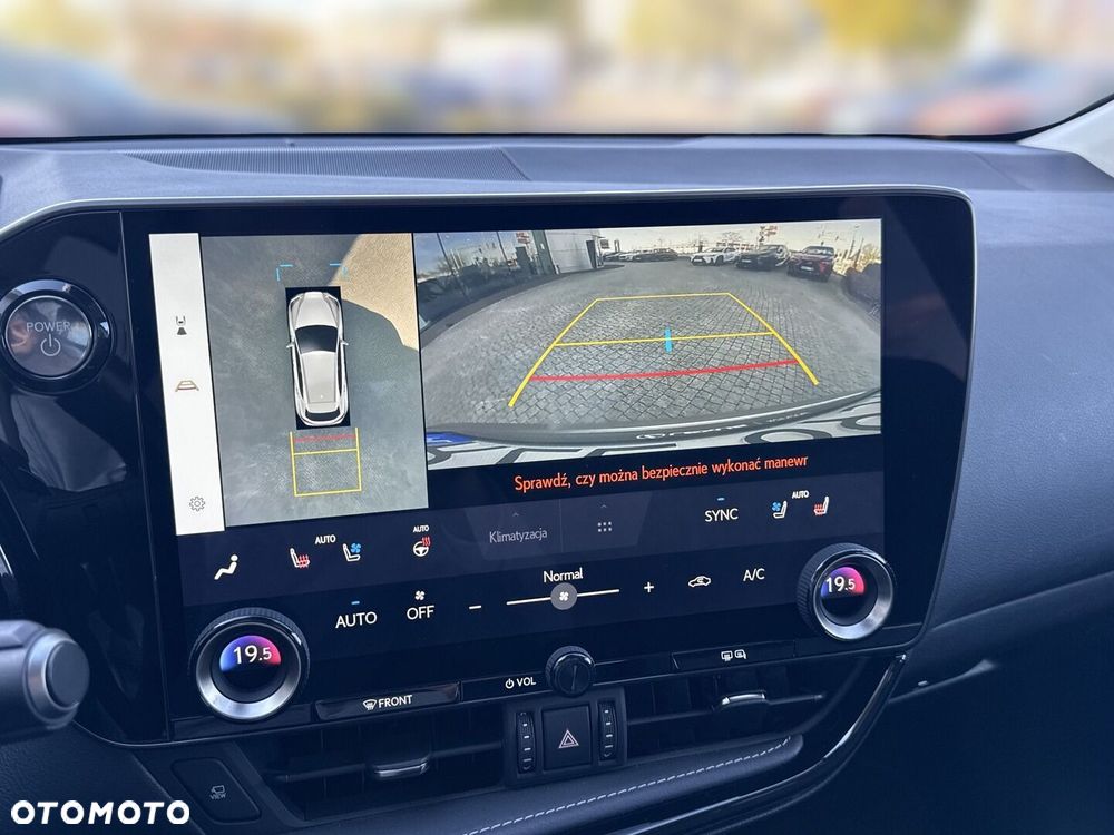 Lexus NX - 16