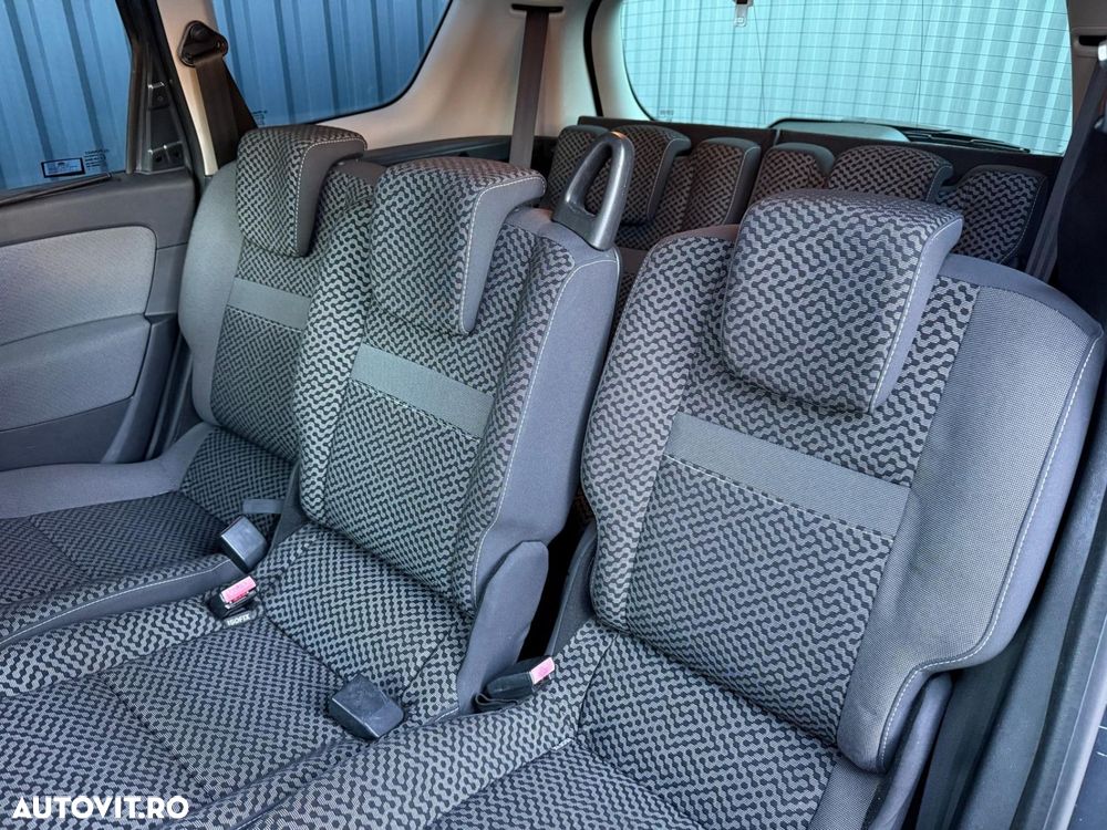 Renault Scenic - 11