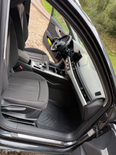 Audi A4 Avant 35 TDI Advanced S tronic - 6