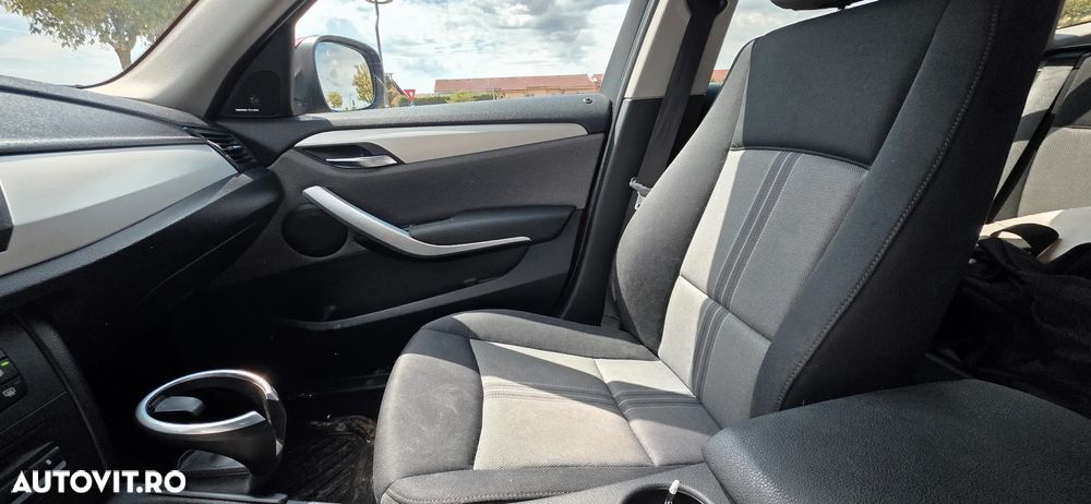 BMW X1 2010 — imagine 12