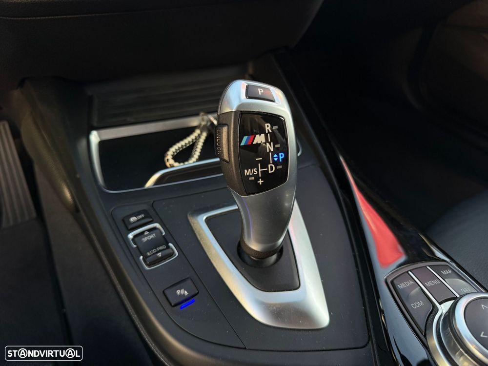 BMW 116 d Pack M Auto - 2