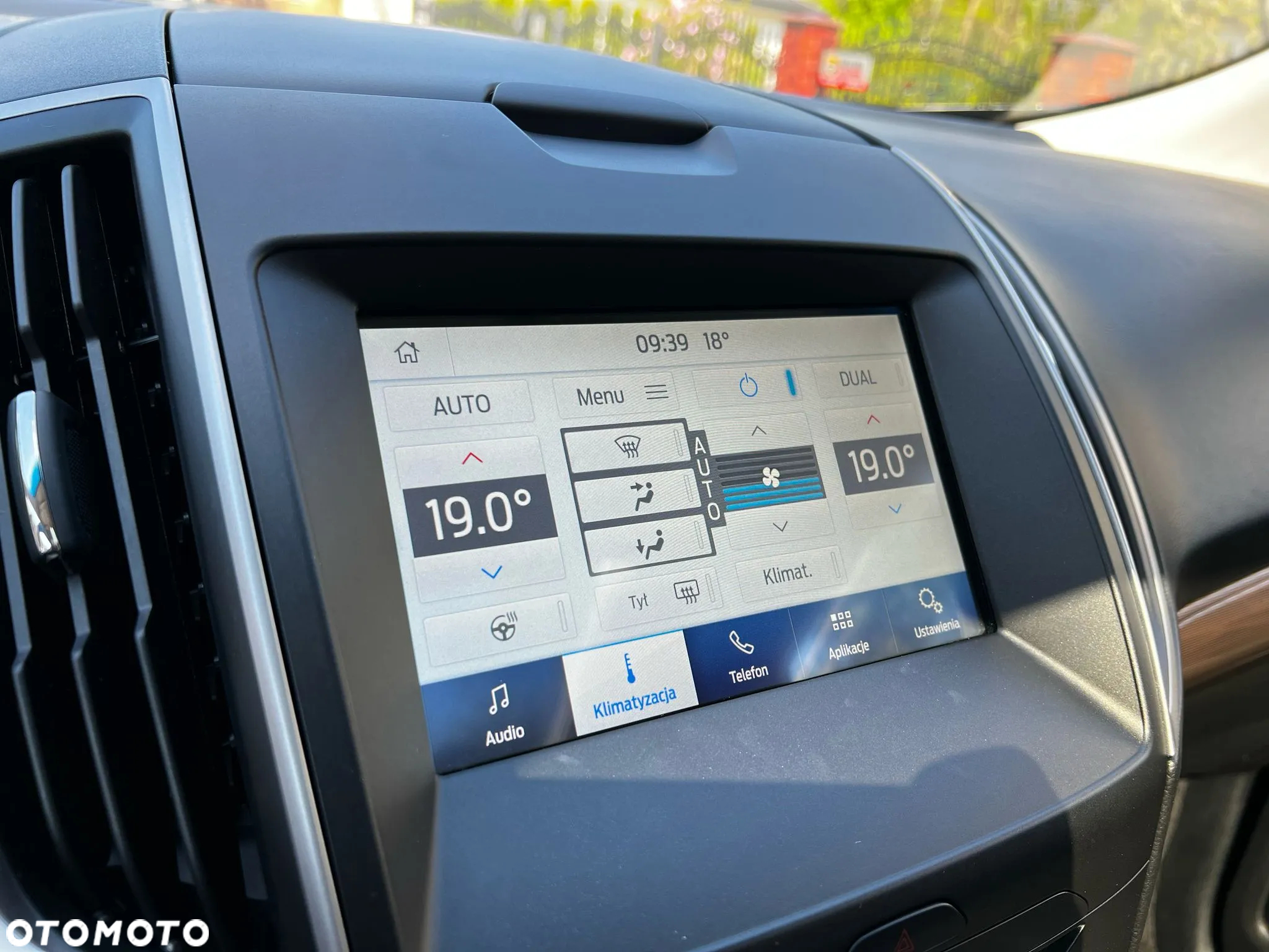 Ford Edge - 12