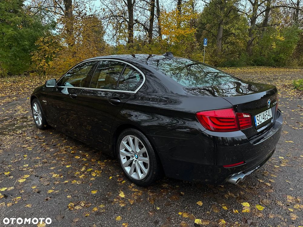 BMW Seria 5 530d xDrive - 4