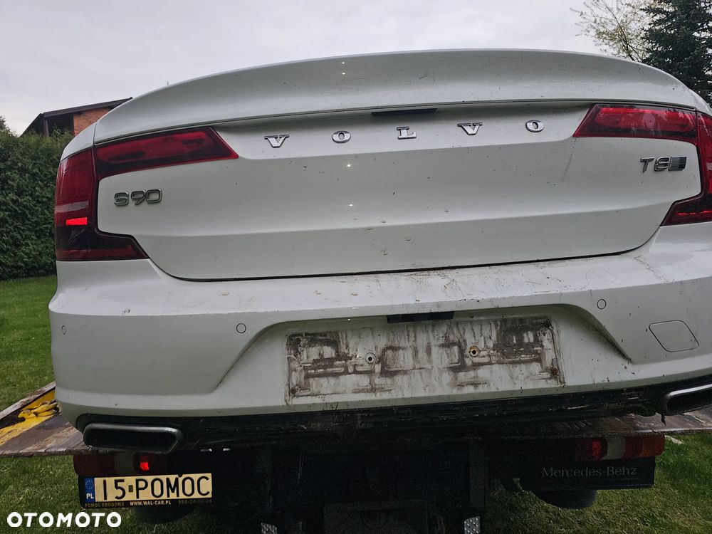 Volvo S90 - 2