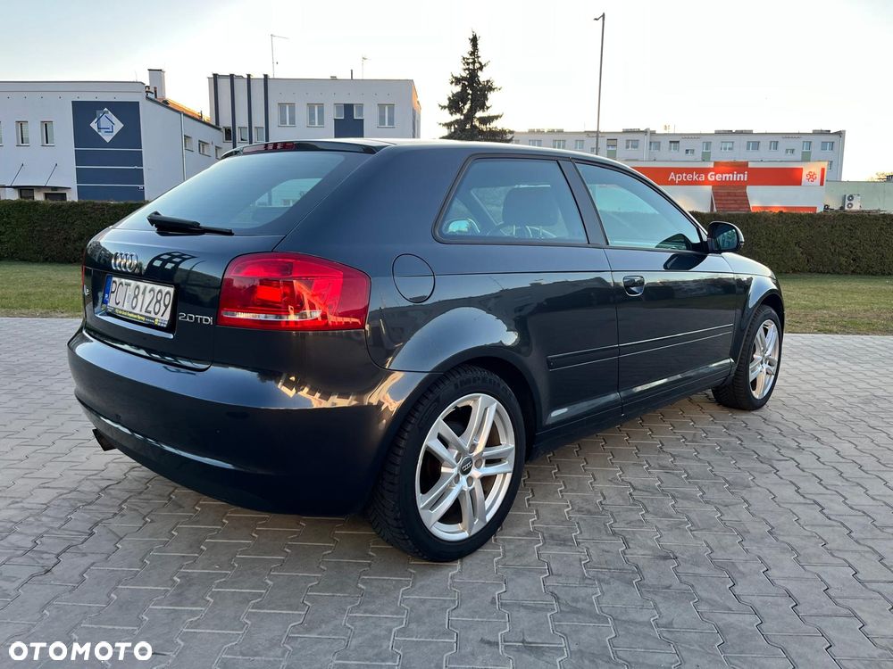 Audi A3 3-drzwiowe 2.0 TDI Ambition - 4