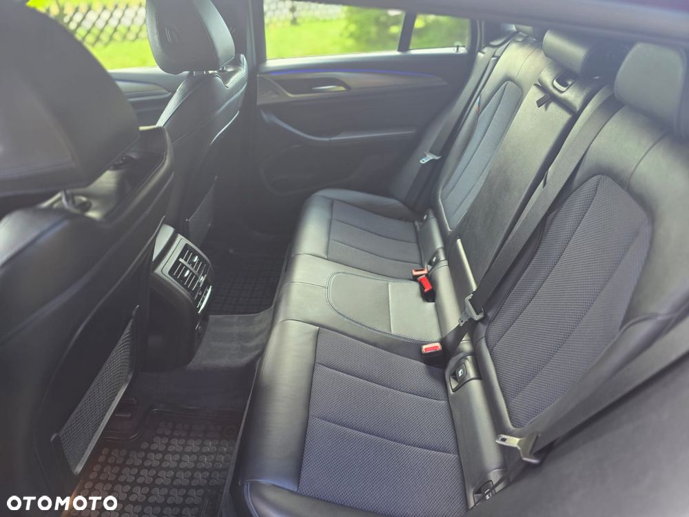 BMW X4 xDrive20d M Sport - 32